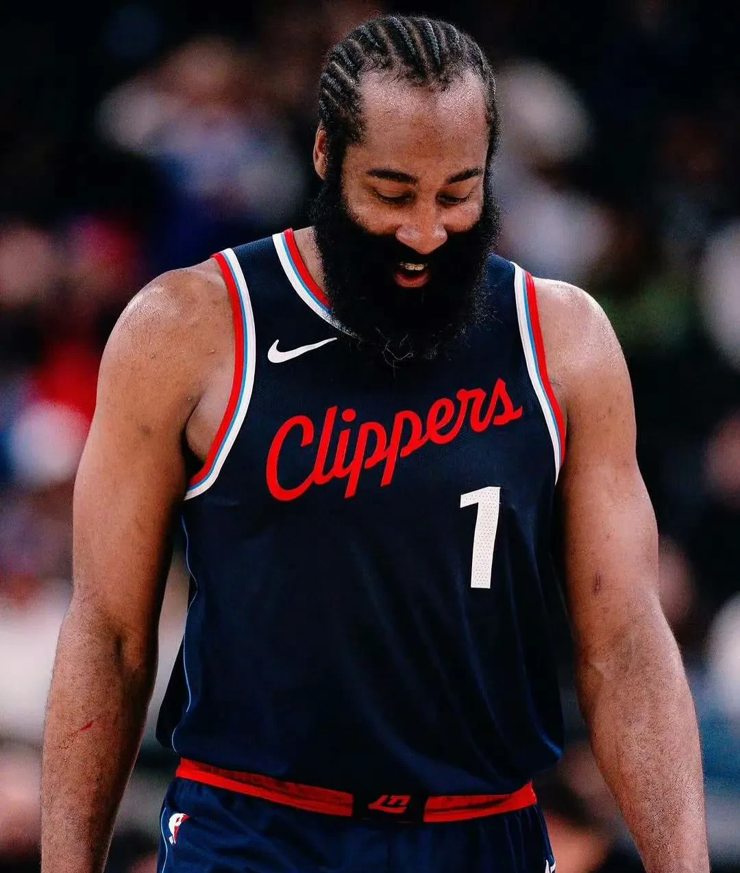 NG娱乐-哈登在老鹰比赛中大胜,高光表现引发热议!的简单介绍