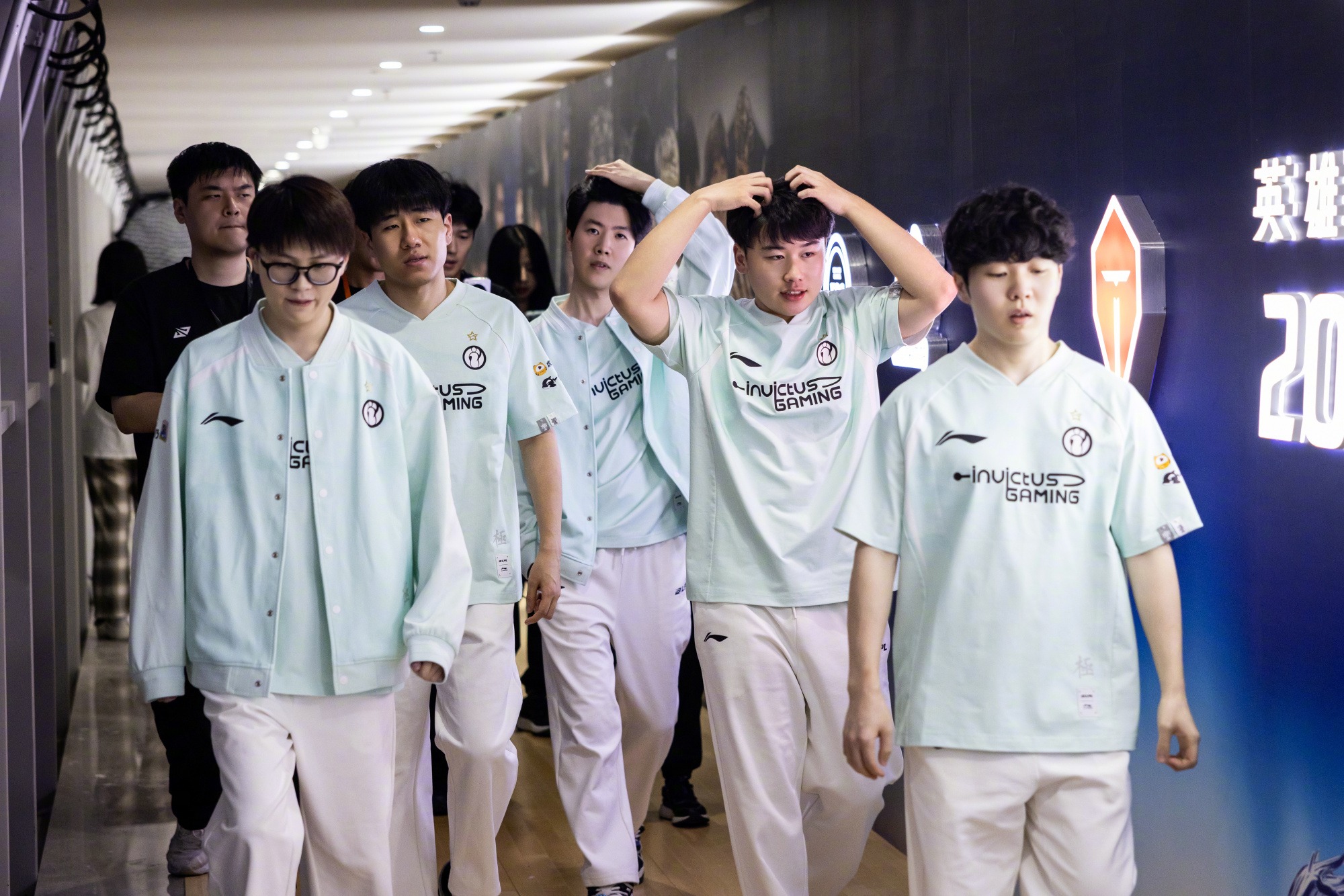 NG娱乐-Scout在IG比赛中关键助攻,出色防守引发热议!的简单介绍